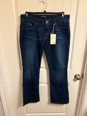 Levi's Women's Boot Cut Jeans in Dark Blue Wash